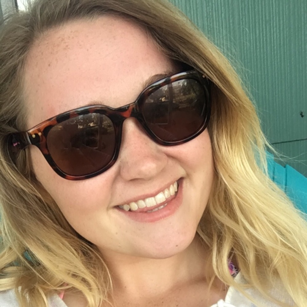 Meet your Posher, Amberlee